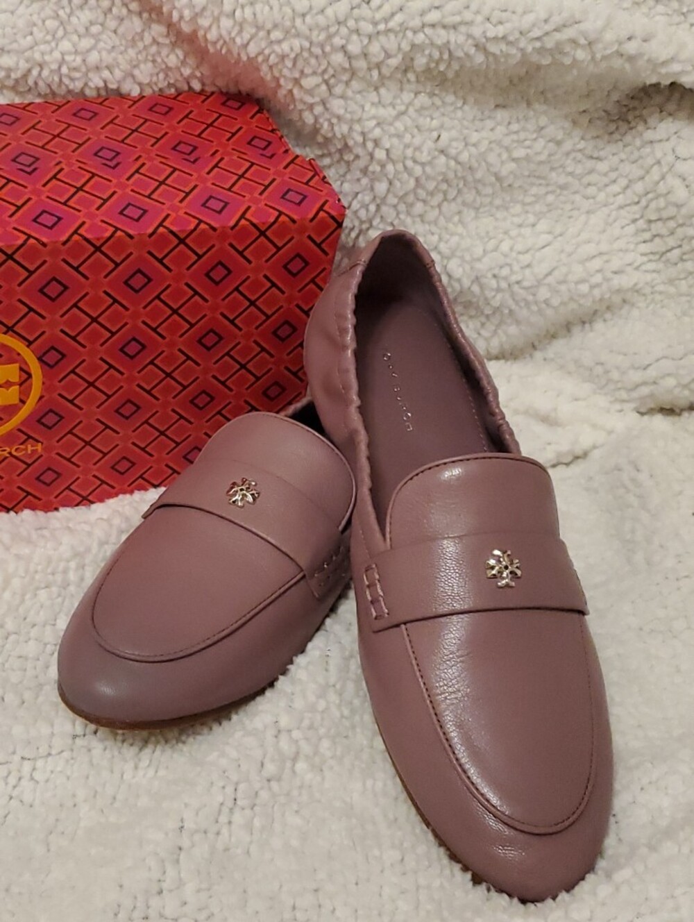 Tory Burch Mauve Leather Ballet Loafers